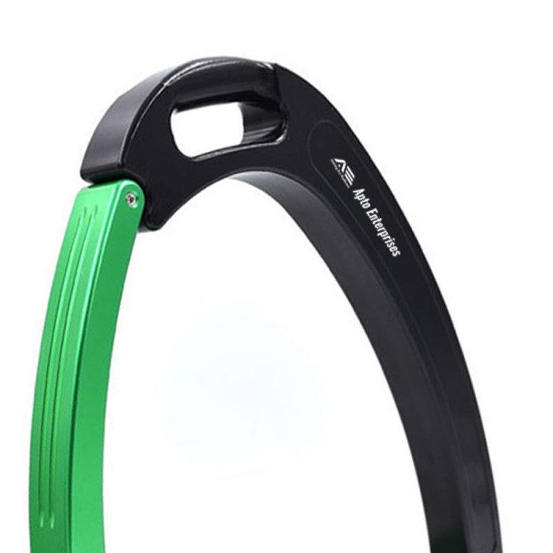Tech Stirrups Safety Venice Sloped 12 X 6.5cm Lightweight Green and Black Riding Stirrups High-Quality Equestrian Equipment