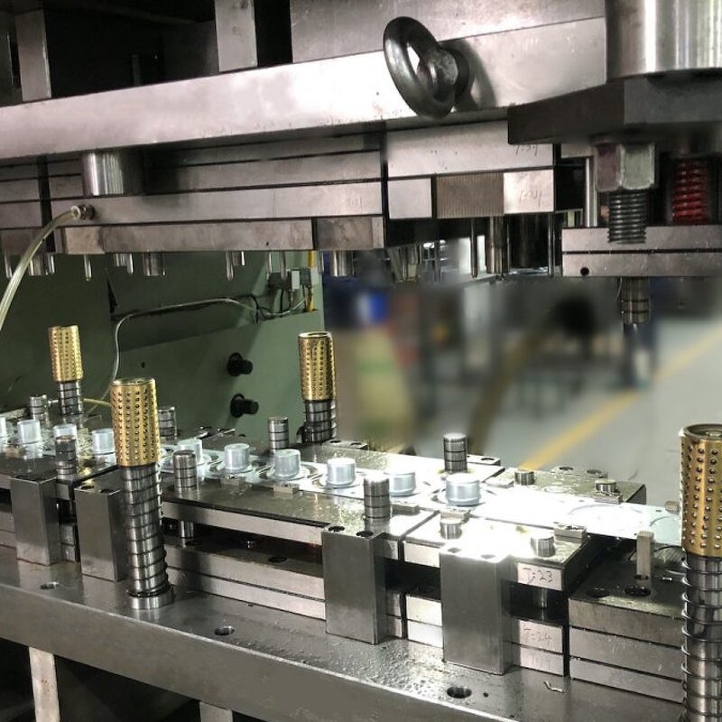 Drawing and Forming Oil Factory - Medium Viscosity MF 630R with Anti-corrosion EP Additive