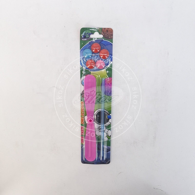 Flying Toy and Bubble Gum