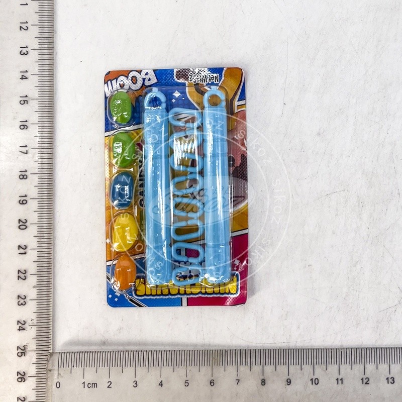 Nunchakus toy and jelly beans