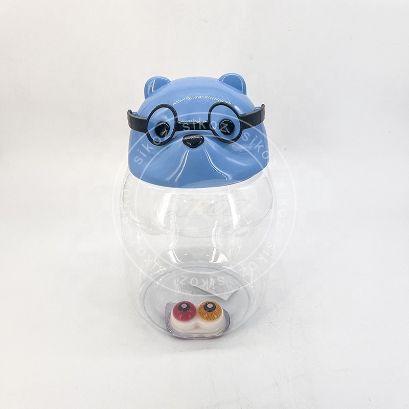 Jelly Pudding with Strange Eye Shape