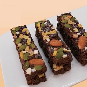 Whole Nut Chocolate Bar Supplier - Hazelnut Pistachio Almond Raspberry Coconut Slices