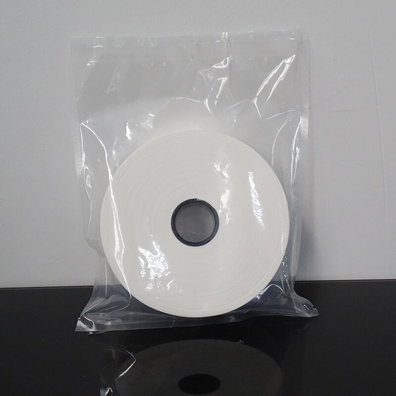 Electronic Cleaning Wipes Manufacturer - Microdenier Roll 100% Polyester Dry