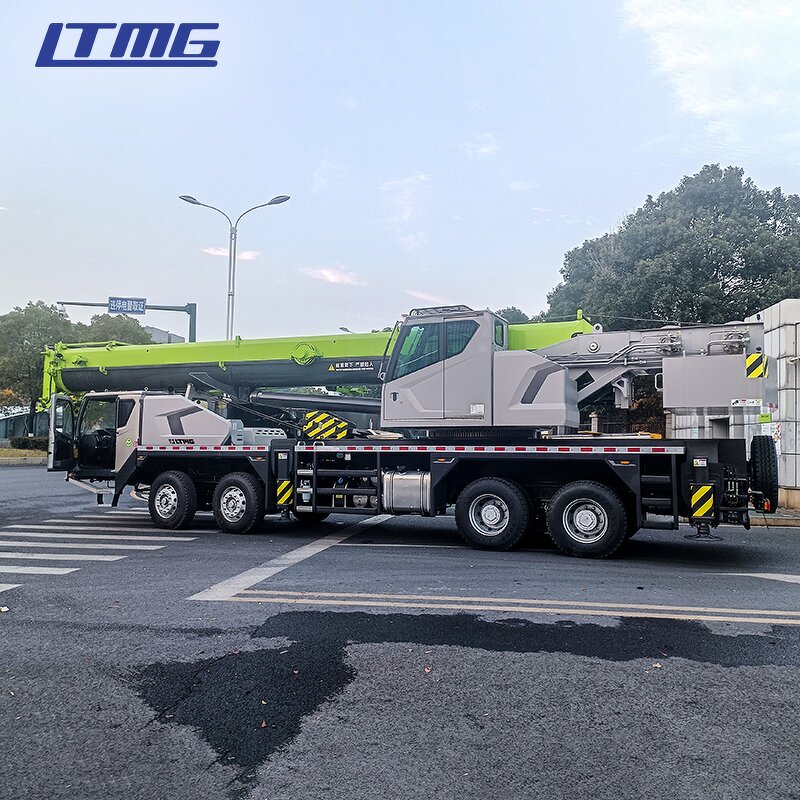 Hydraulic Truck Crane Manufacturer - Wheeled 50 Ton Telescopic Boom