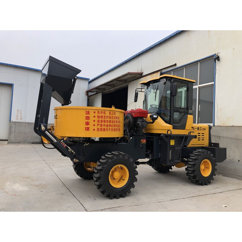 Compact Flat Mixer Truck Manufacturer - 1.2M³1.5M³ Euro5 Engine with Attachments