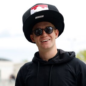 Giant Cap Manufacturer - 100% Polyester Custom Embroidery Patch 3D Logo Big Size