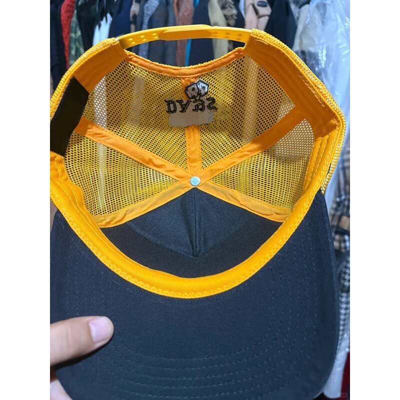 Mesh Trucker Hat Factory - 2 Tone Screen Printed Logo 5 Panel Embroidery Polyester