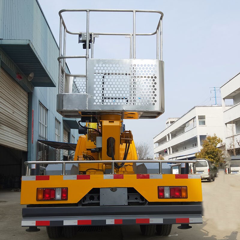 Advertising Installation Truck Supplier - 2020 New with Basket