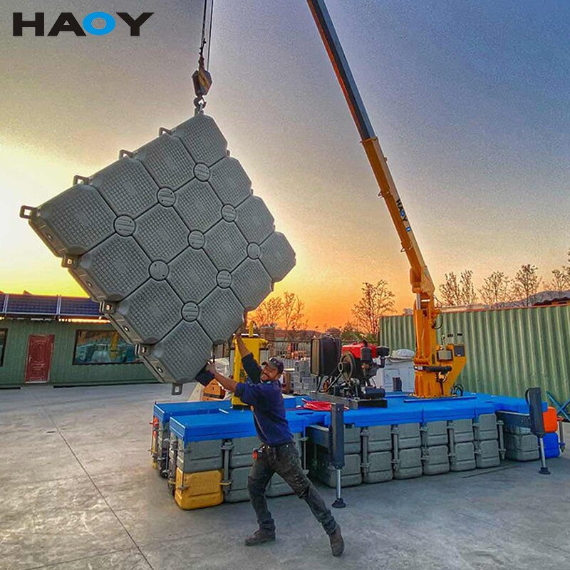 Self Loading Truck Crane Supplier - HAOY Sales 20 Ton
