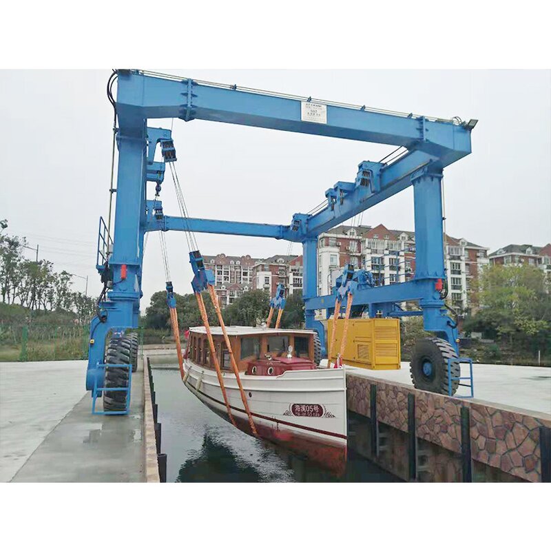 Hot Sale Boat Lift Crane Supplier - 100 Tons Yacht Club
