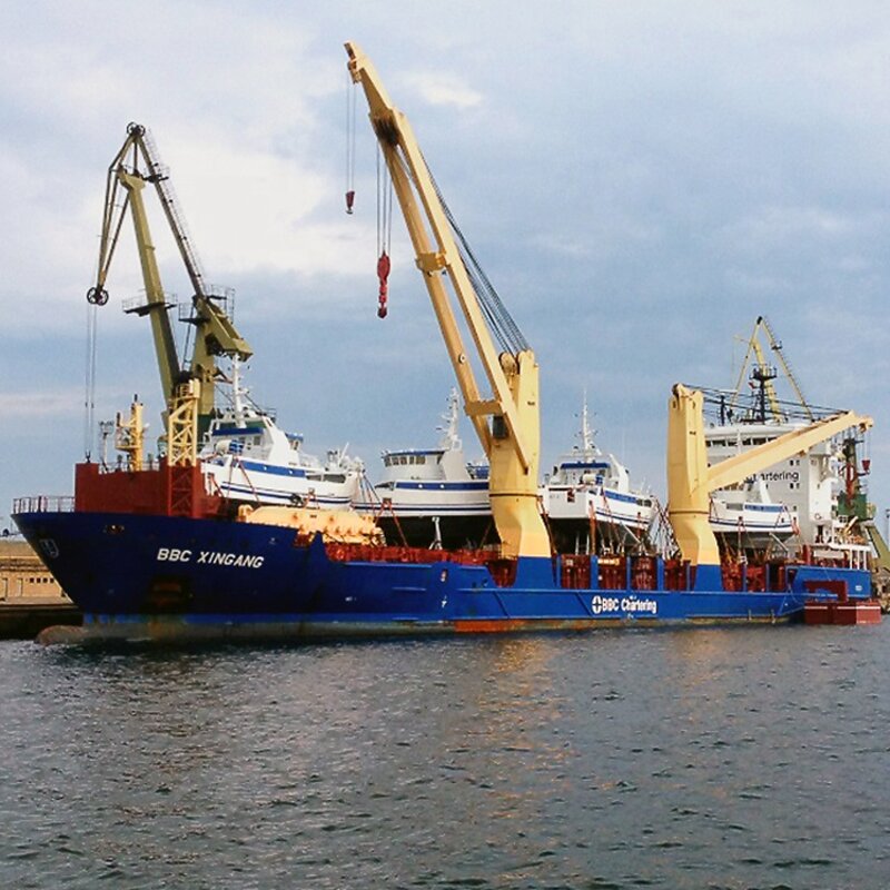 Offshore Heavy Duty Deck Crane Manufacturer - Engineered for