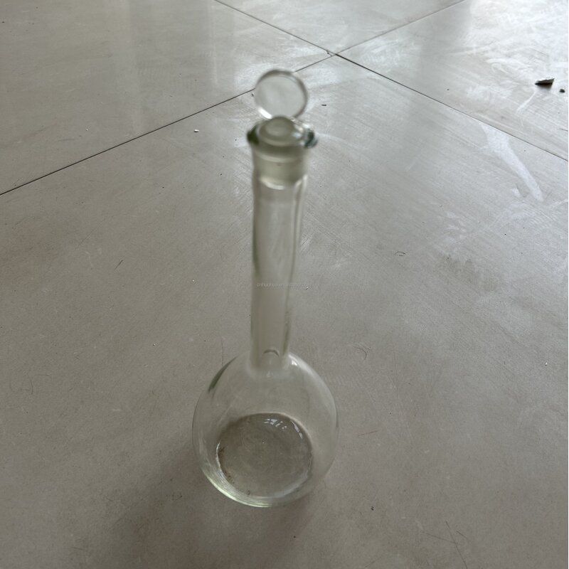Volumetric Flask Manufacturer - OEM Glass Stopper Amber Printing
