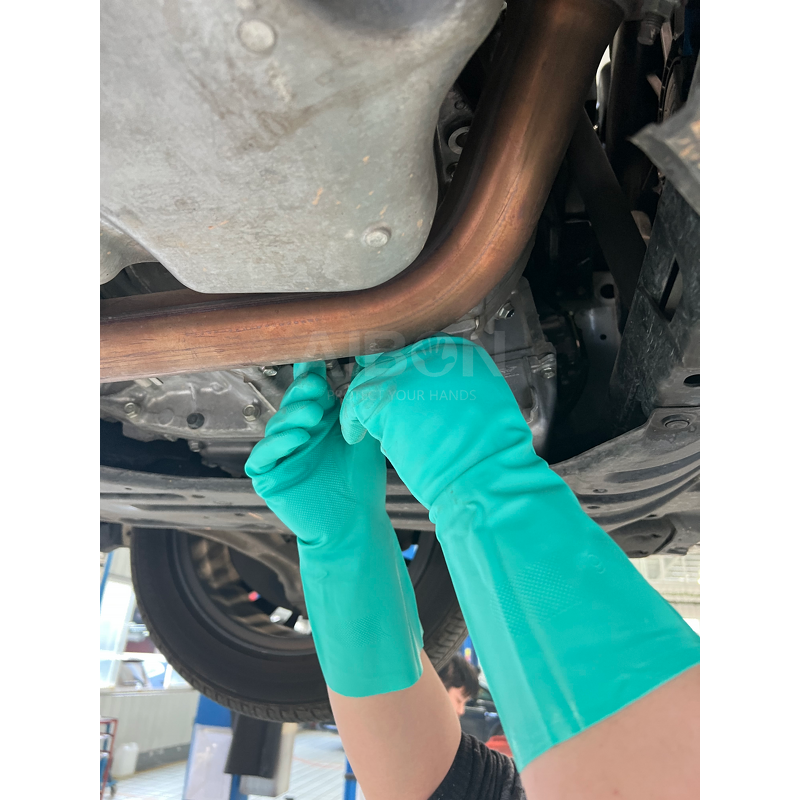 Nitrile Gloves Manufacturer - Green Chemical Resistant Safety Work Gloves
