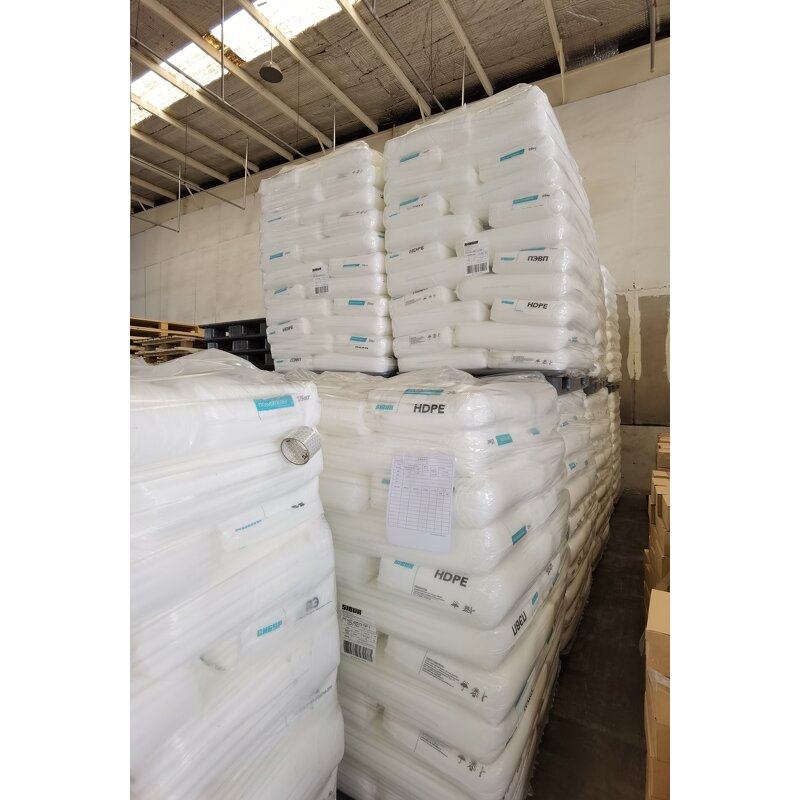 PP Injection Molding Material Manufacturer - Virgin White Custom