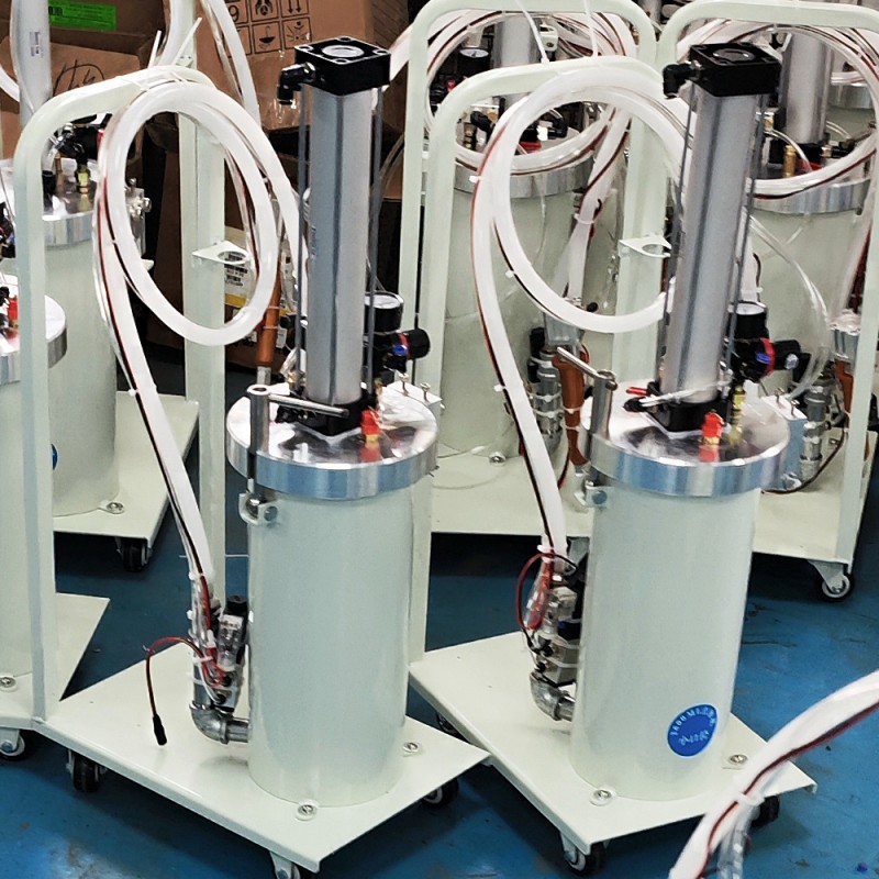 Semi-Auto Glue Dispensing Machine, 2600ML Barrel Capacity for Industrial Adhesive Applications for LED Bulk Manufacturing