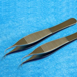 Yollex Hair Transplant Extracting Forceps Surgical Instruments for Hair FUE Extractor