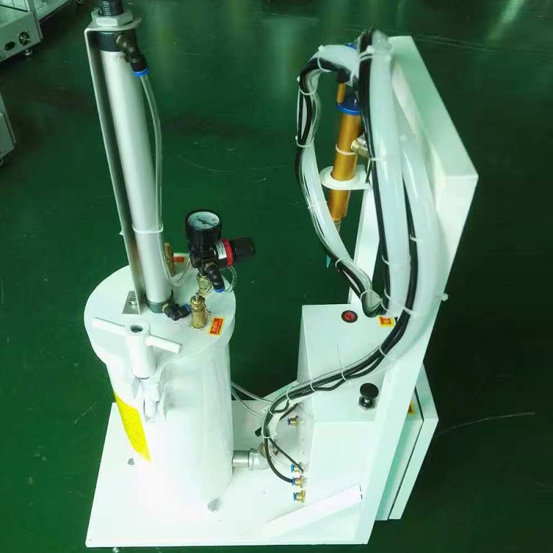 2600ml Silicone Dispensing Filling Mixing Robot Glue Dispenser Machine for LED Bulb Manufacturing Plants