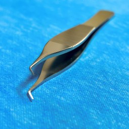 Stainless Steel Reusable Sturdy Tweezers Manual Forceps Medical Toothed Forceps Curved Tweezers