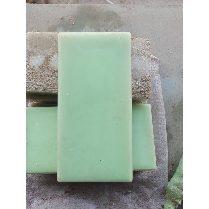 Glow in the Dark Stones Supplier - Wholesale for Garden Ground Decorate