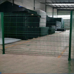 Curved-Contour Post Guardrail Supplier - Highway Orchard Protective Wire Mesh Fence