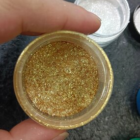 Gold Mica Powder Supplier - Large Particle Size OEM Customization for Cosmetics Coatings