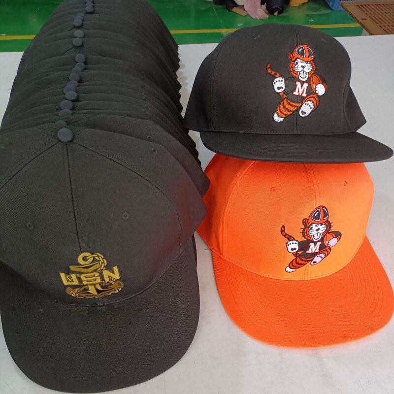 Baseball Cap Manufacturer - Custom Team Logo Giant Fitted Baseball Cap