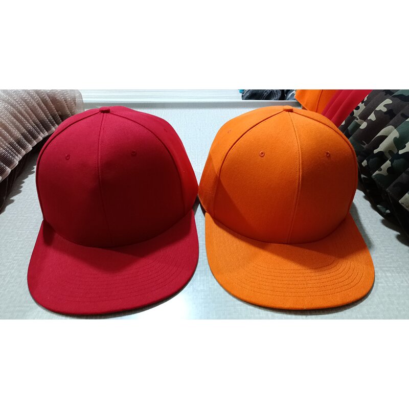 Baseball Cap Manufacturer - Custom 6-Panel Giant Fitted Baseball Cap