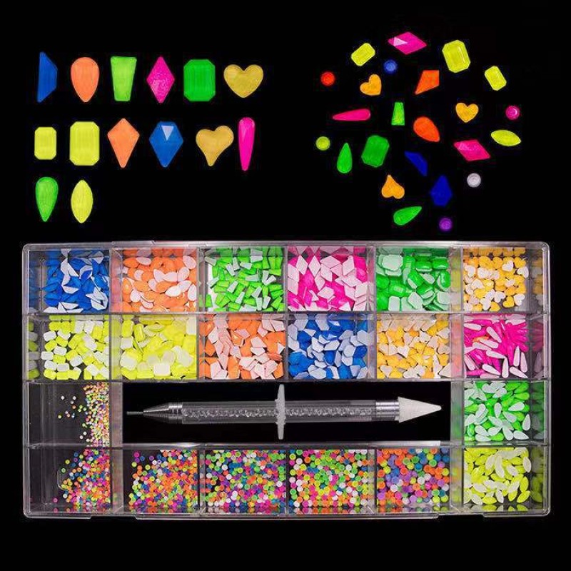 Shinny 3d Flat Diamond Glitter AB Crystal Rhinestones for Nail Gems DIY Diamonds Stone Shaped in Box Nail Art Rhinestone Set