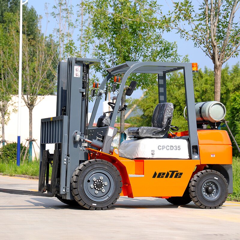 Diesel Forklift Factory - 3.5 Ton 4WD Custom Accessories Cab