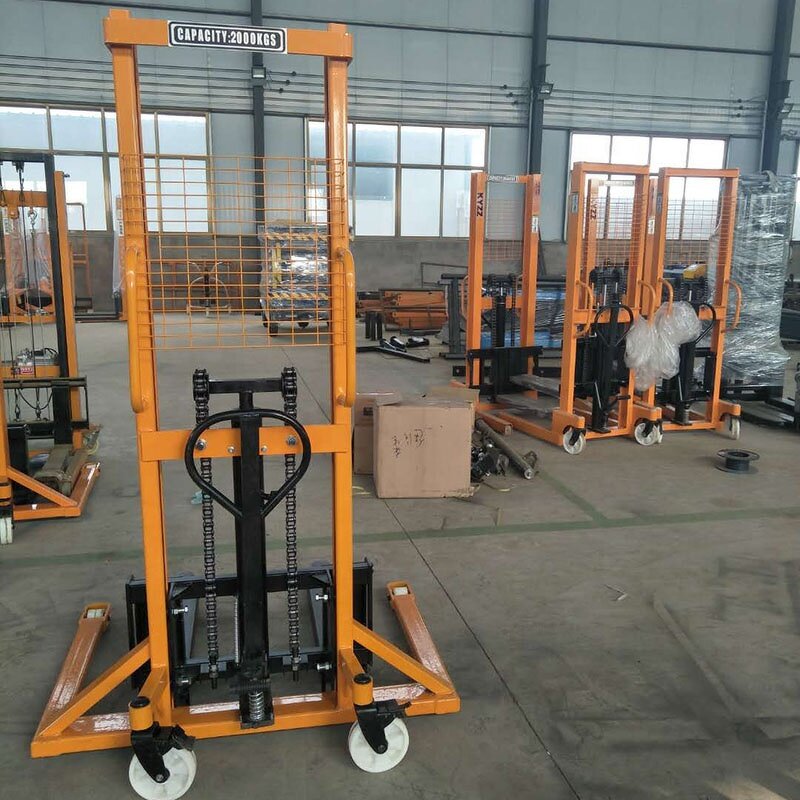 Pallet Stacker Manufacturer - Manual Wide Customized Leg Pallet Lifter