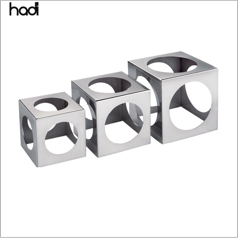 Sushi Stand Manufacturer - Dubai Modern Black Stainless Steel Elevation