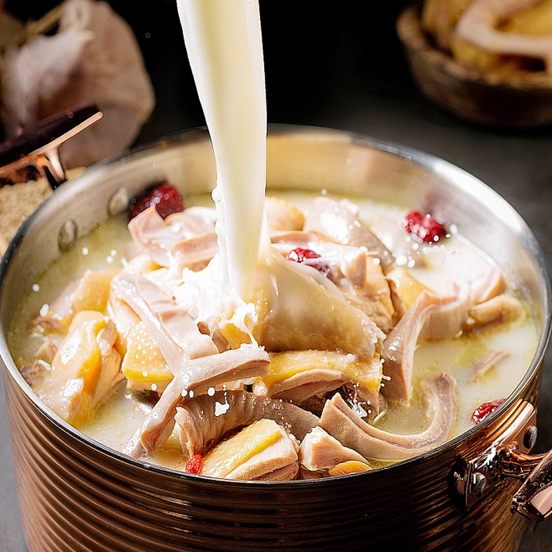 Chicken Oil Flavor Supplier - Aromatic with Fresh White Chopped Chicken