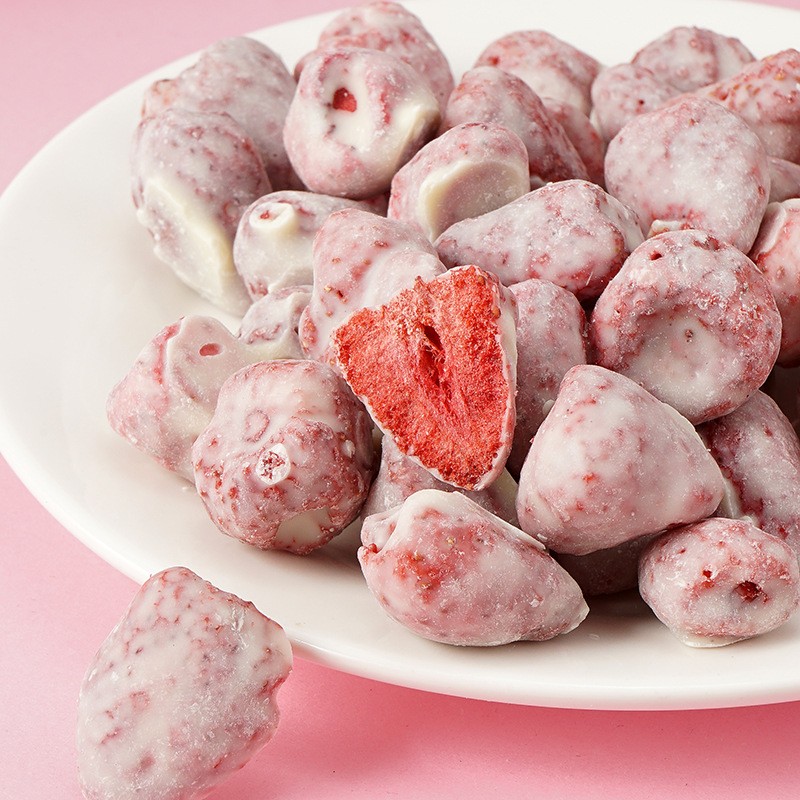1kg Chocolate Coated Freeze-dried Strawberries Bulk Whole Strawberries Dry FD Fruits and Vegetables Crisp Snacks OEM