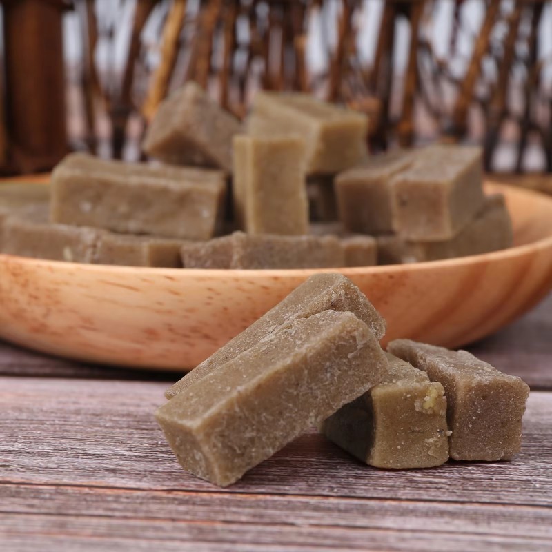 Factory Manufacture Various  Sourced Treats Portable Canned Hawthorn Strip Flavored Snacks