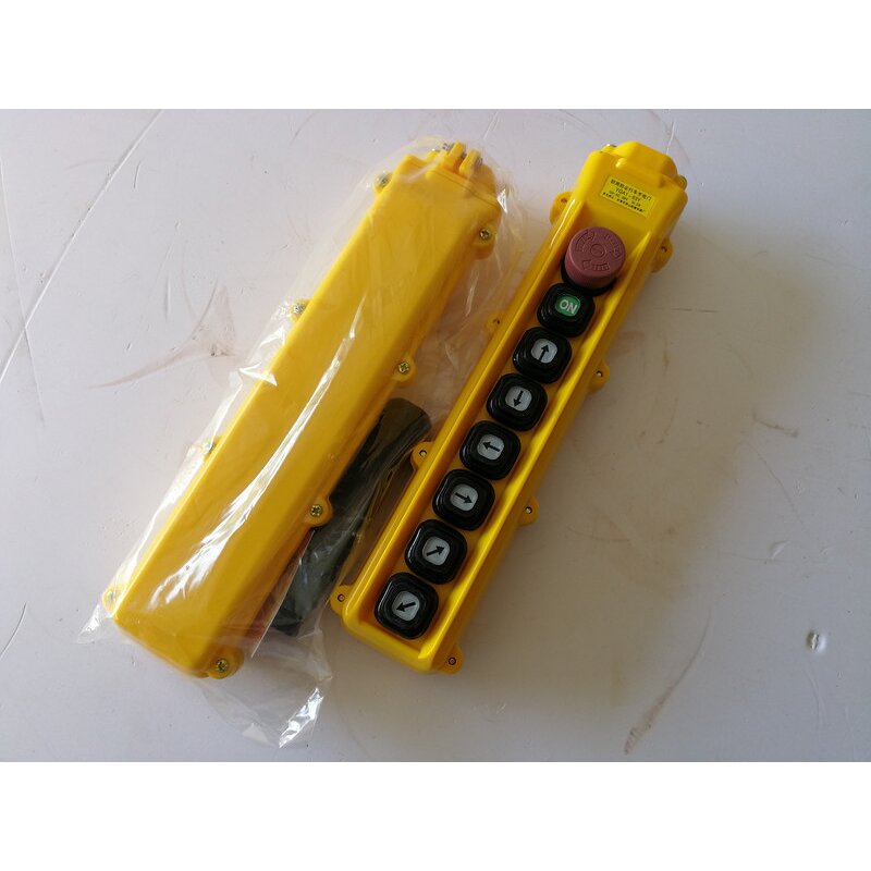 Crane Controller Supplier - 12V/24V 6 Motors Joystick Remote Control