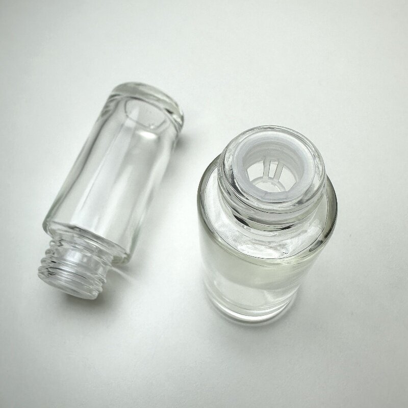 Black Glass Bottle Factory - Hot Sale 10-100ml Round Lotion Pump