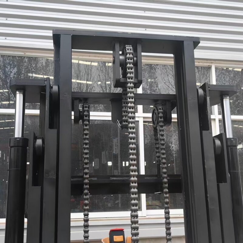 Electric Stacker Manufacturer - OEM/ODM Semi-electric Pallet Stacker Forklift