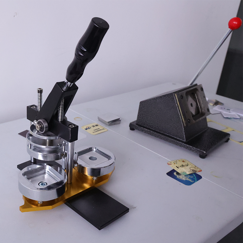 Badge Machine Kit Manufacturer - OEM/ODM Set of Magnet Machine with Cutter 100 Pcs