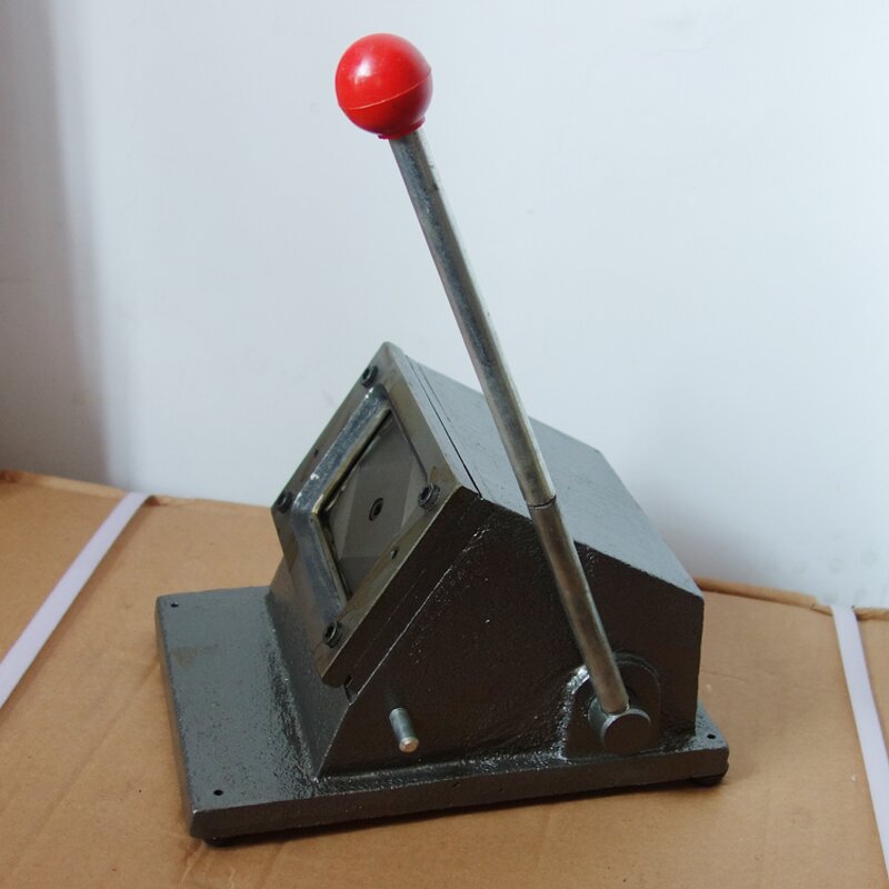 Die Cutting Machine Manufacturer - OEM/ODM 88.663.3mm Playing Card Manual Cutter