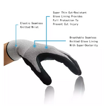 Cut resistant gloves