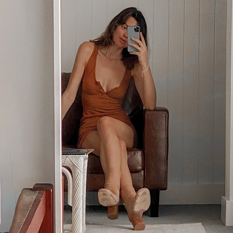 V-Neck Dress Factory - OEM Knitted Bodycon Dress