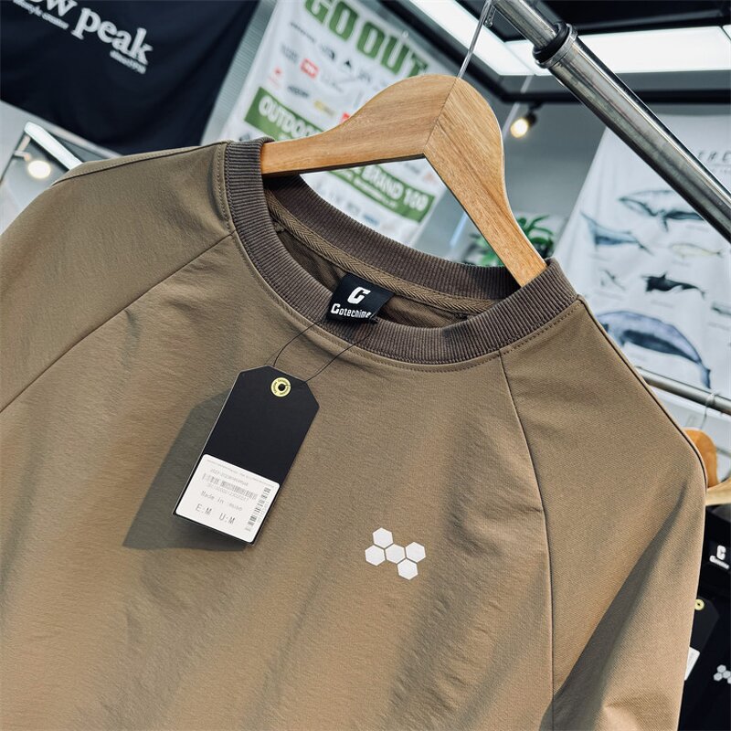 Men's Jacket Manufacturer - OEM/ODM Top Grade Wind-proof Soft Shell Hooded