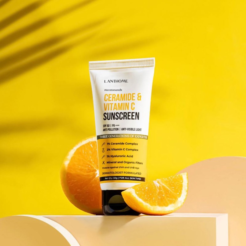 Organic Sunscreen SPF 50 + PA++ With Vitamin C Turmeric Hyaluronic Acid Uv Protection Moisturizing Brighten Sunscreen Cream