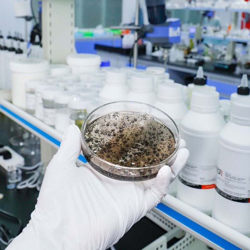 Wholesale Semi Finished Hydrating Whitening Facial Skin Brightening Serum with Caviar Niacinamide