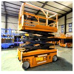 Self Propelled Scissor Lift