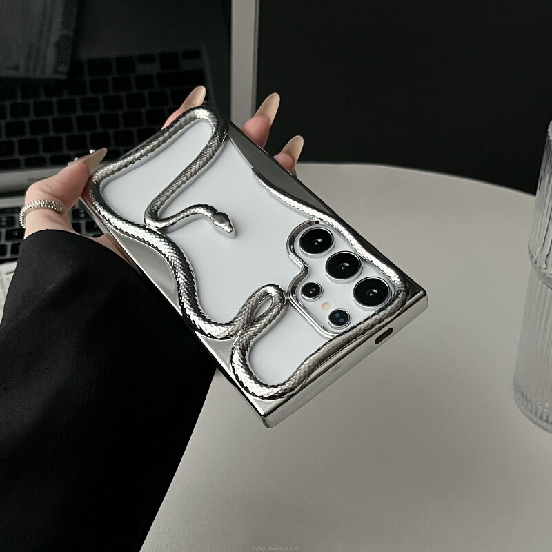 Phone Case Manufacturer - OEM/ODM Fashion 3D Snake Pattern Plating Hollow