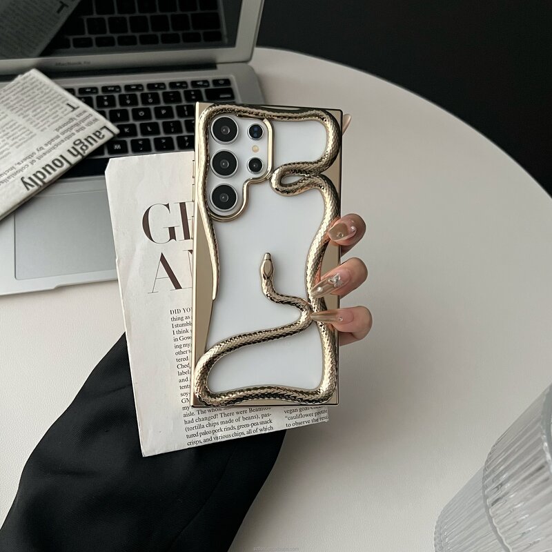 Phone Case Manufacturer - OEM/ODM Fashion 3D Snake Pattern Plating Hollow