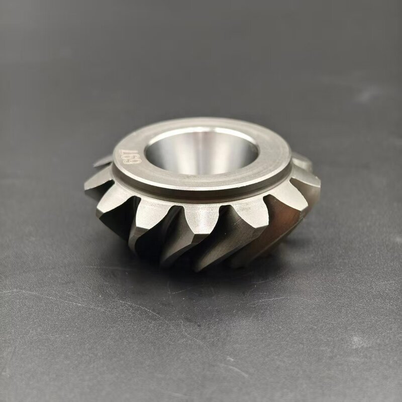 Outboard Pinion Gear Manufacturer - OEM/ODM 697-45551-00 for Yamaha 40HP