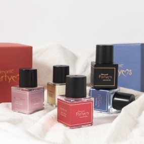 Private Perfume Fresh Romantic Fragrance for Women Peach Rose Cherry Blossoms Strawberry Flavors Long Lasting 10ml OEM 8 Flavors