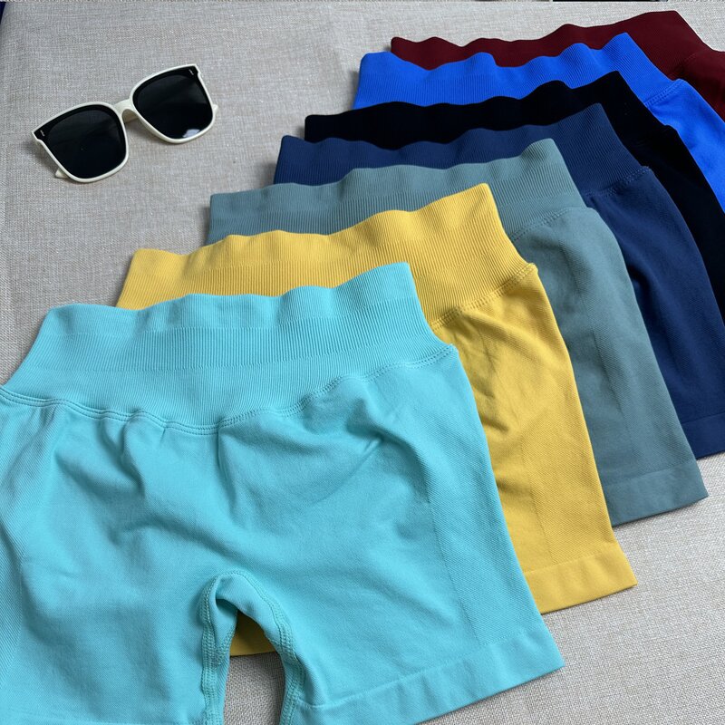 Sports Yoga Shorts Manufacturer - Factory Custom Seamless Hip-lifting